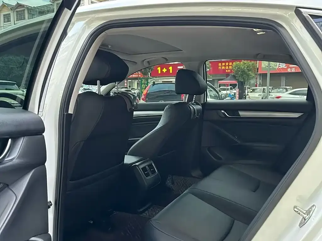Honda Accord 2021 из CN, фото 7
