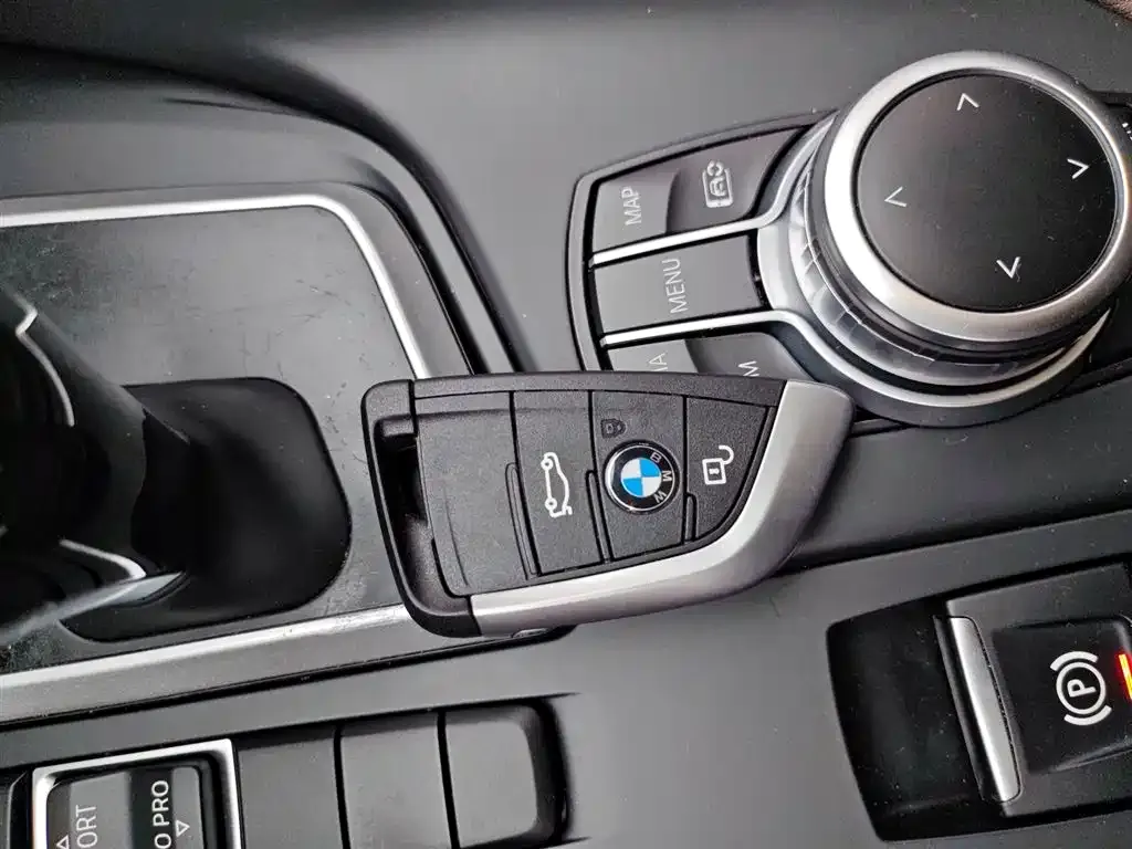 BMW X1 2021 из CN, фото 9
