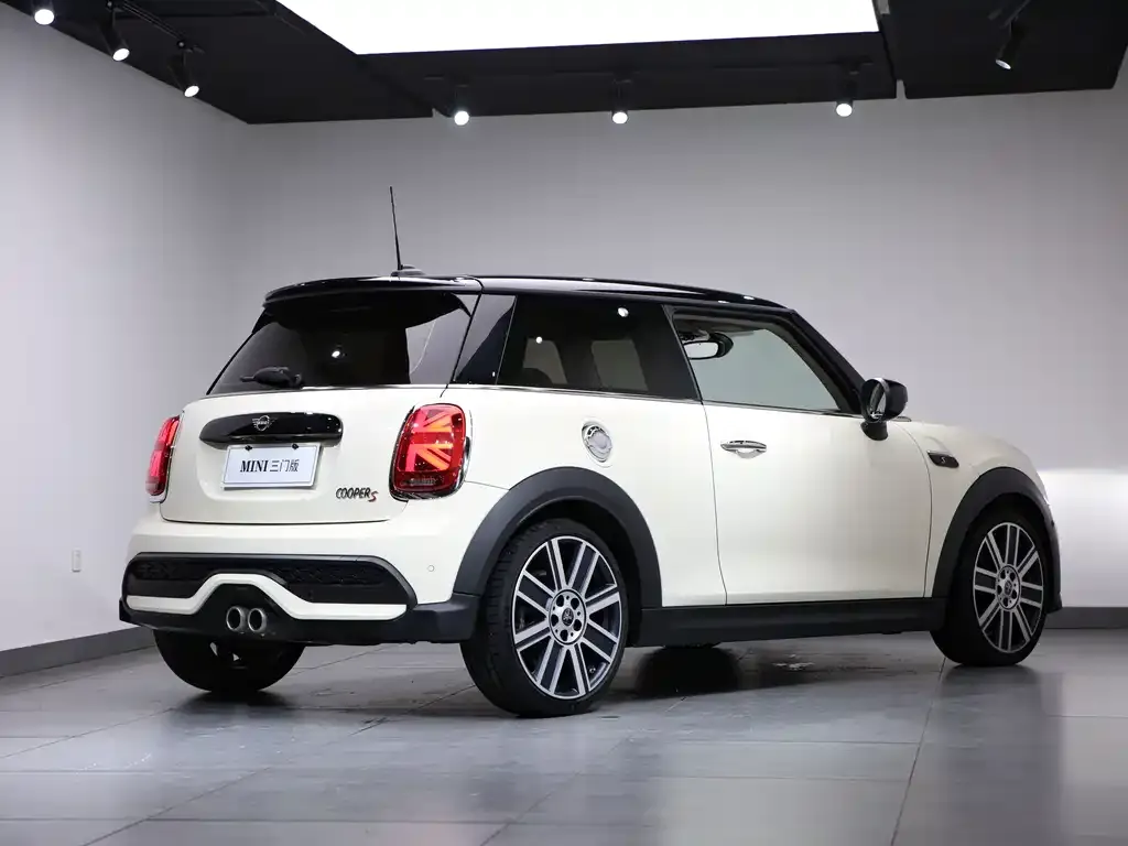 MINI Cooper (3-door) 2021 из CN, фото 6