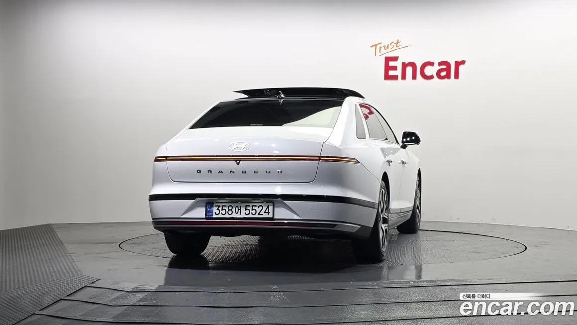 Hyundai Grandeur 2023 из KR, фото 4