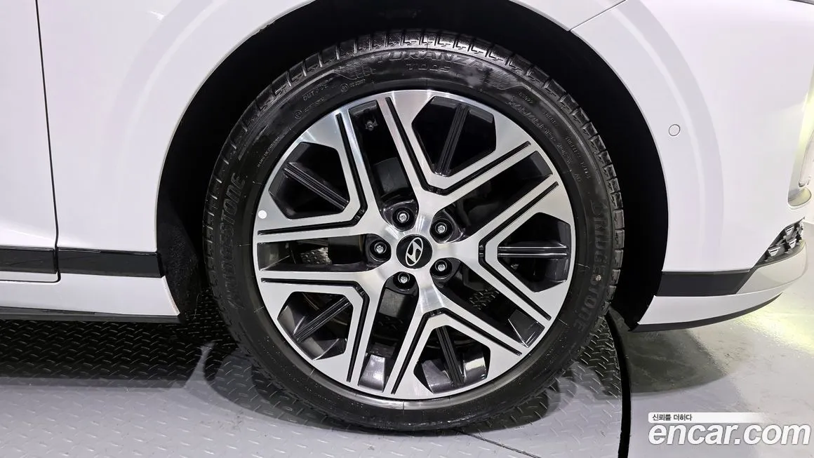 Hyundai Grandeur 2023 из KR, фото 5