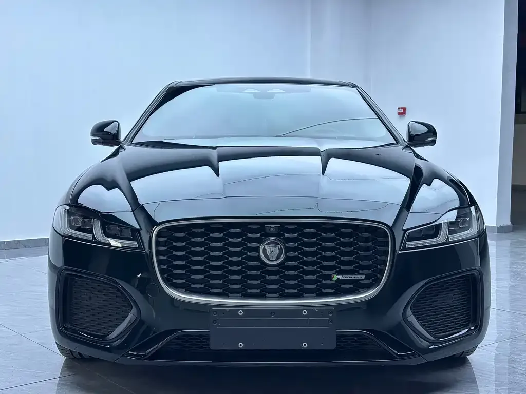 Jaguar XFL 2023 из CN, фото 5