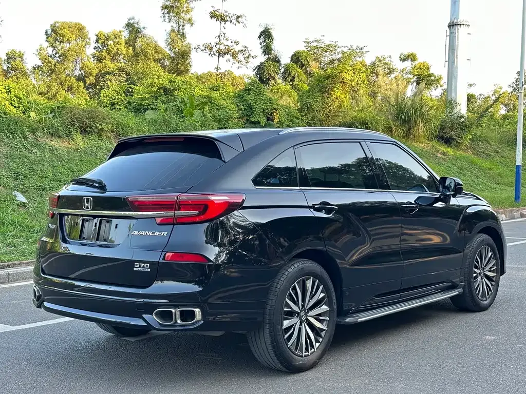 Honda Avancier 2023 из CN, фото 10