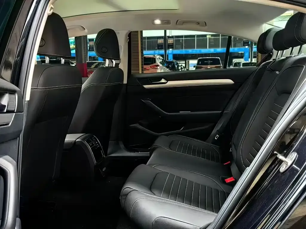 Volkswagen Magotan 2021 из CN, фото 5