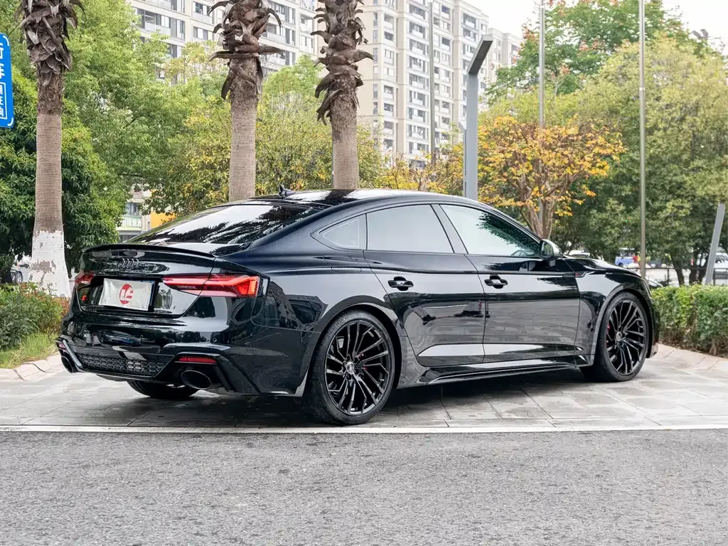 Audi RS 5 — фото 5