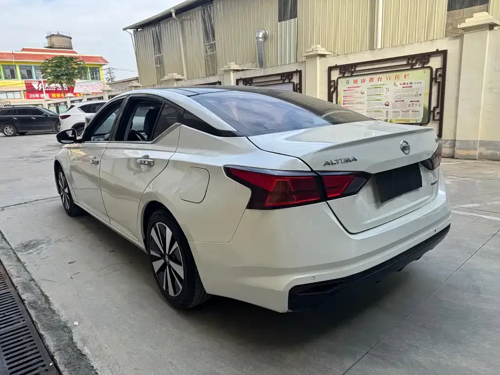 Nissan Teana 2022 из CN, фото 7
