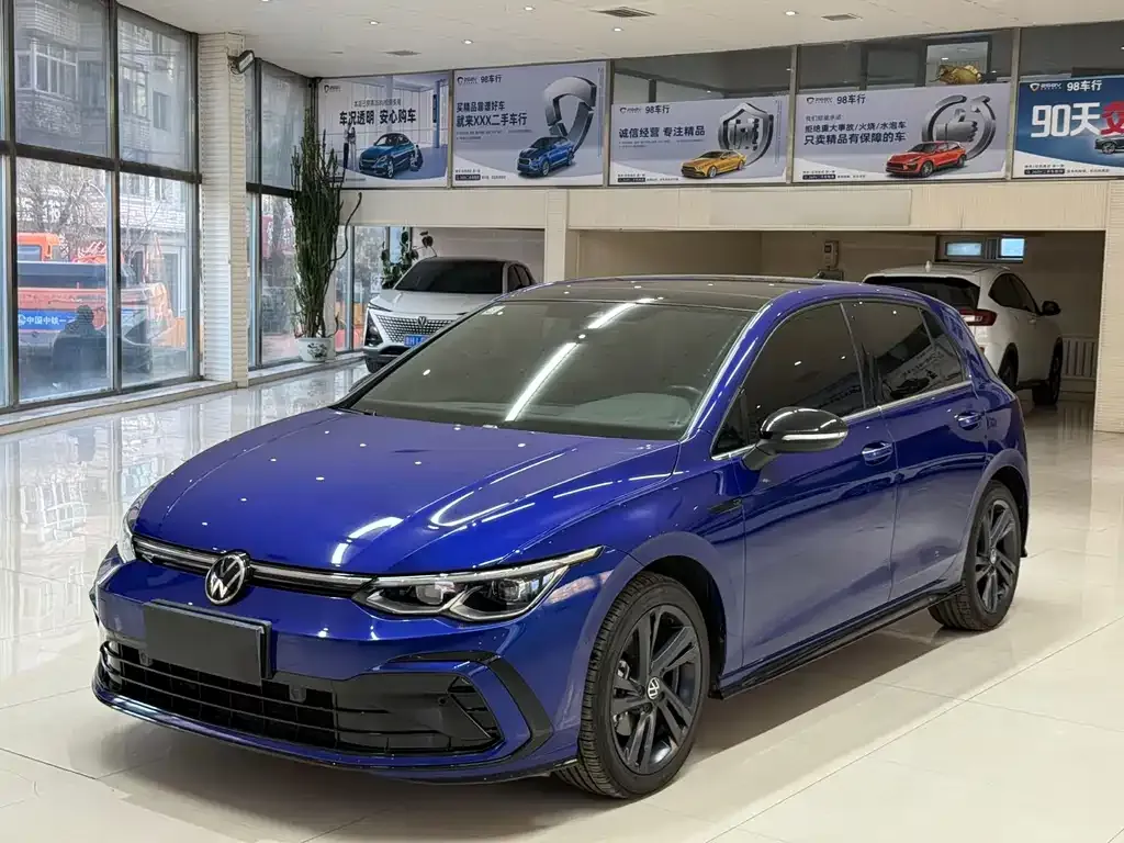 Volkswagen Golf 2021 из CN, фото 1