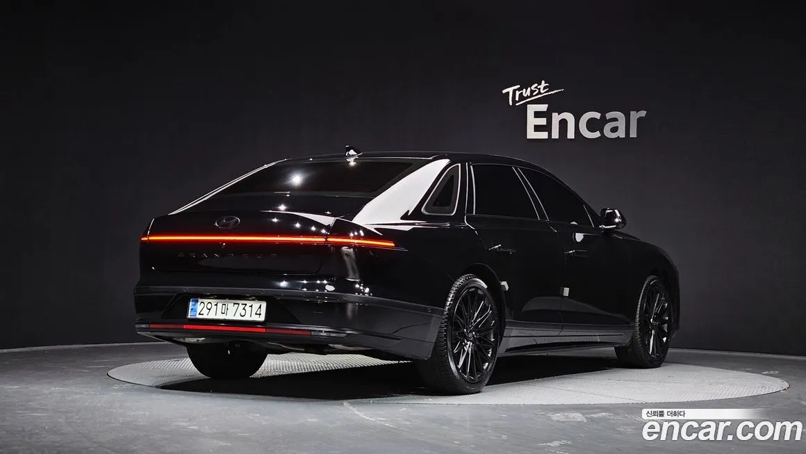 Hyundai Grandeur 2024 из KR, фото 2