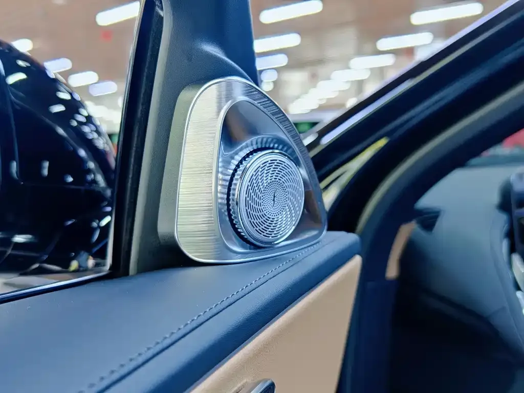 Mercedes-Benz E-Class 2024 из CN, фото 8