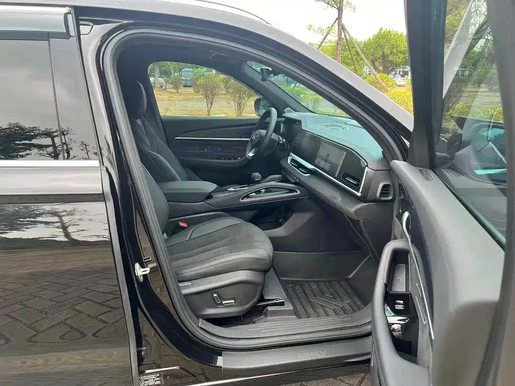 Geely Xingyue L 2024 из CN, фото 8