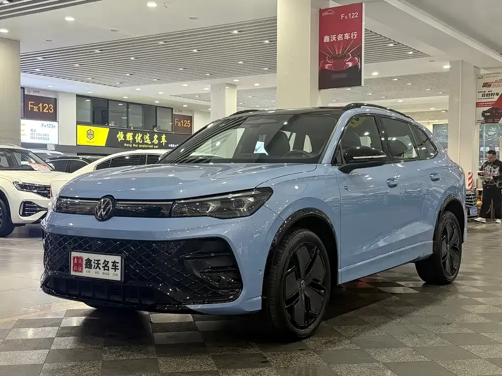 Volkswagen Tiguan L 2024 из CN, фото 1