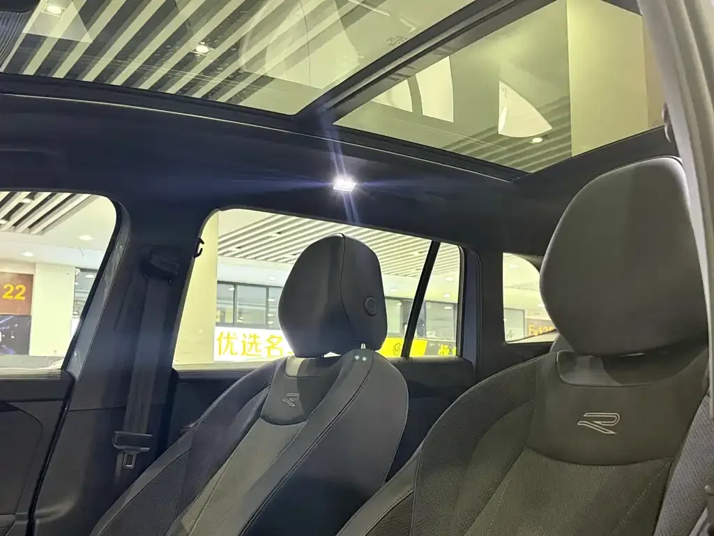 Volkswagen Tiguan L 2024 из CN, фото 9