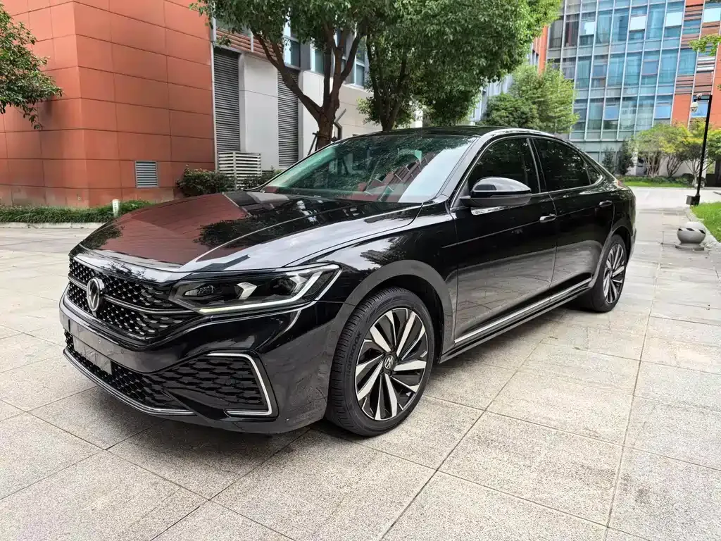 Volkswagen Passat 2022 из CN, фото 2