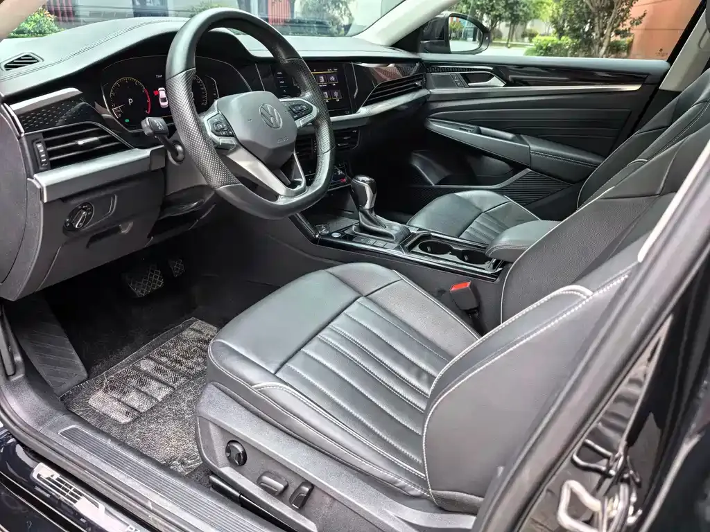 Volkswagen Passat 2022 из CN, фото 8