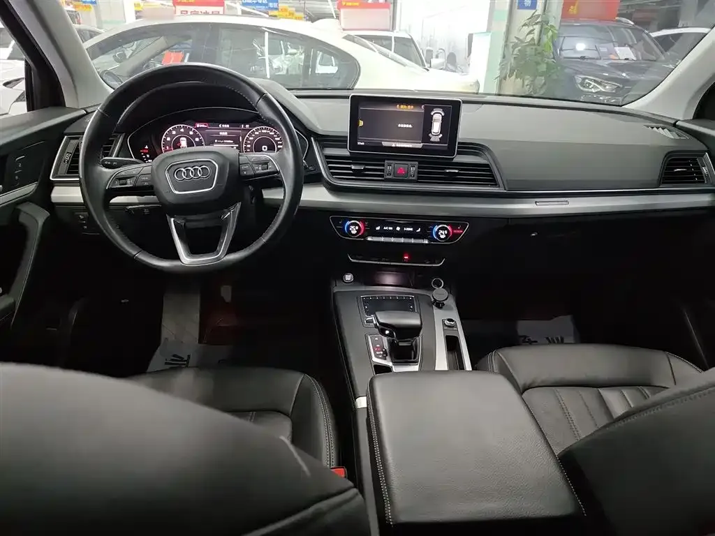 Audi Q5L 2021 из CN, фото 10
