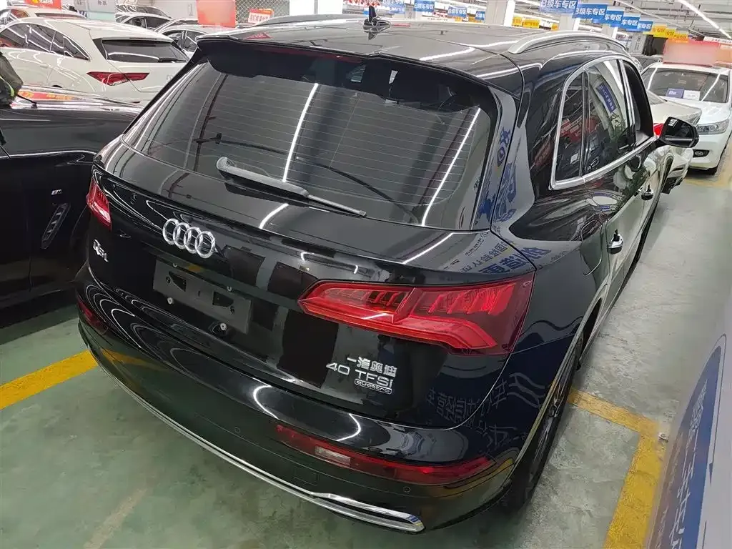 Audi Q5L 2021 из CN, фото 7