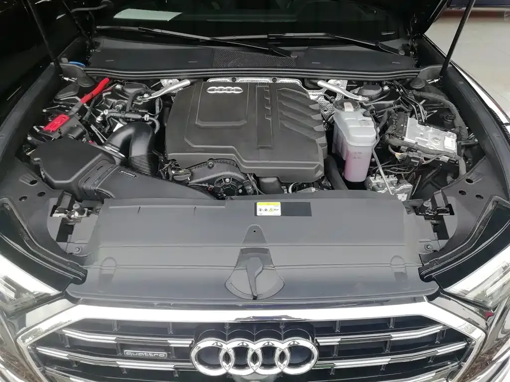 Audi A6L 2023 из CN, фото 10