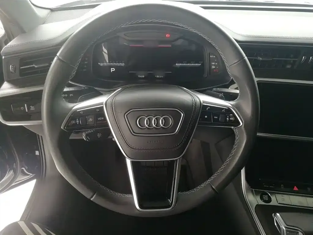 Audi A6L 2023 из CN, фото 3