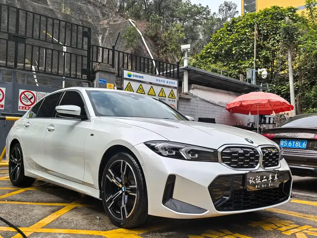 BMW 3 Series 2023 из CN, фото 3
