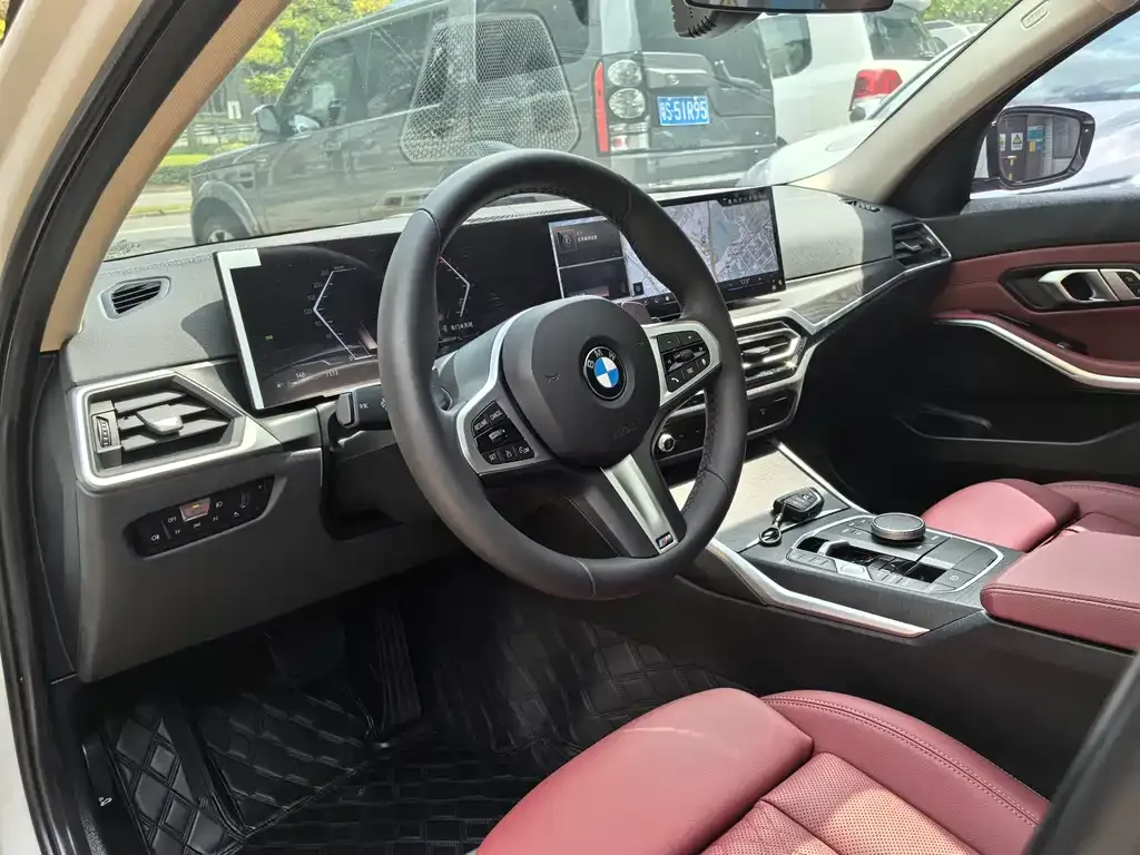 BMW 3 Series 2023 из CN, фото 7
