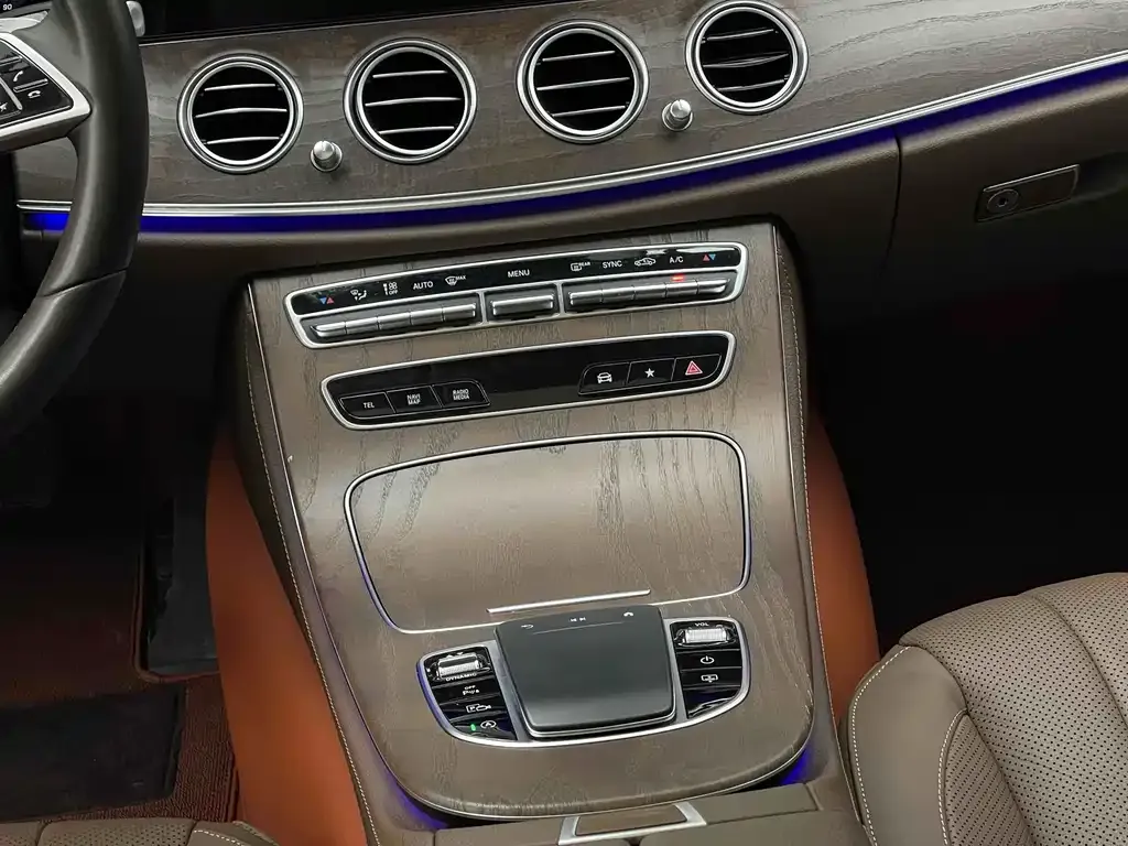 Mercedes-Benz E-Class 2021 из CN, фото 10