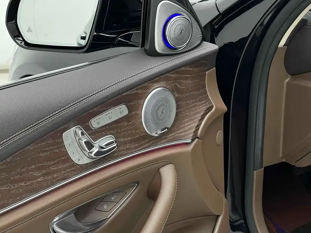 Mercedes-Benz E-Class 2021 из CN, фото 5