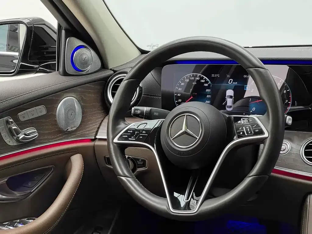 Mercedes-Benz E-Class 2021 из CN, фото 8