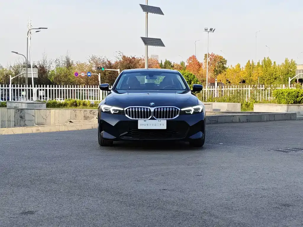 BMW 3 Series 2025 из CN, фото 2