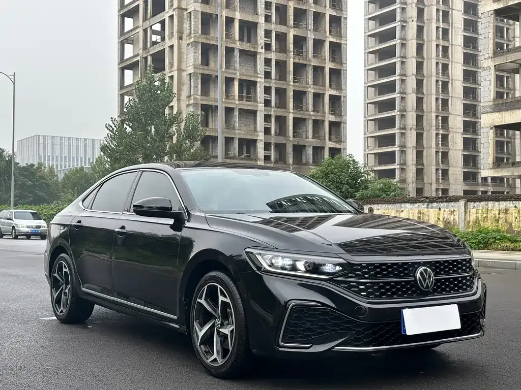 Volkswagen Passat 2022 из CN, фото 3