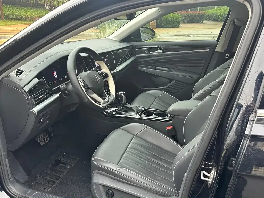 Volkswagen Passat 2022 из CN, фото 6