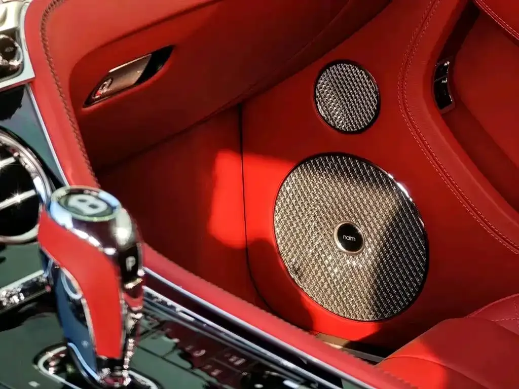 Bentley Continental 2021 из CN, фото 8