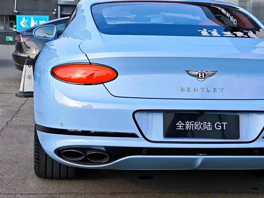 Bentley Continental 2021 из CN, фото 9