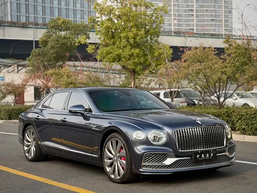 Bentley Flying Spur 2022 из CN, фото 3