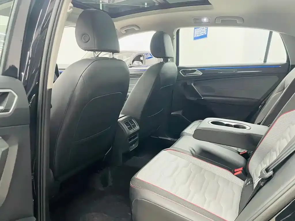 Volkswagen Tiguan X 2023 из CN, фото 10