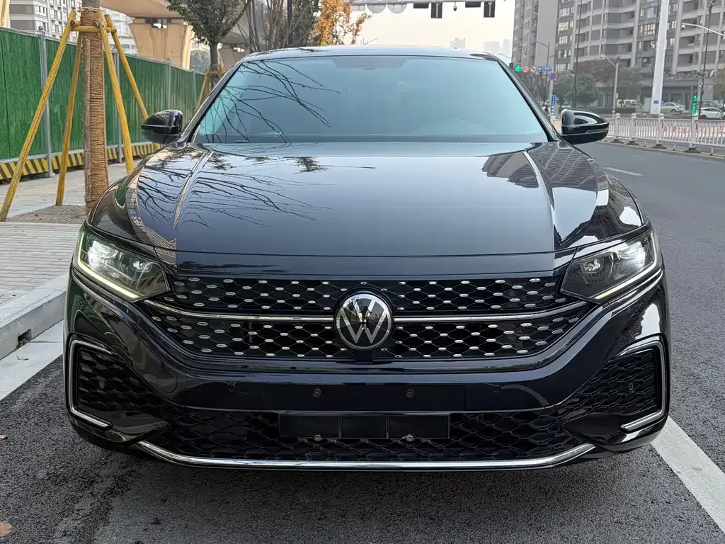 Volkswagen Passat — фото 2