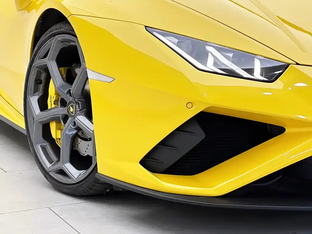 Lamborghini Huracan — фото 10