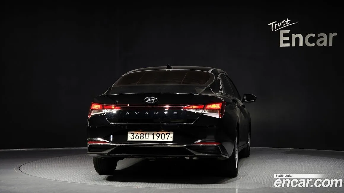 Hyundai AVANTE — фото 4