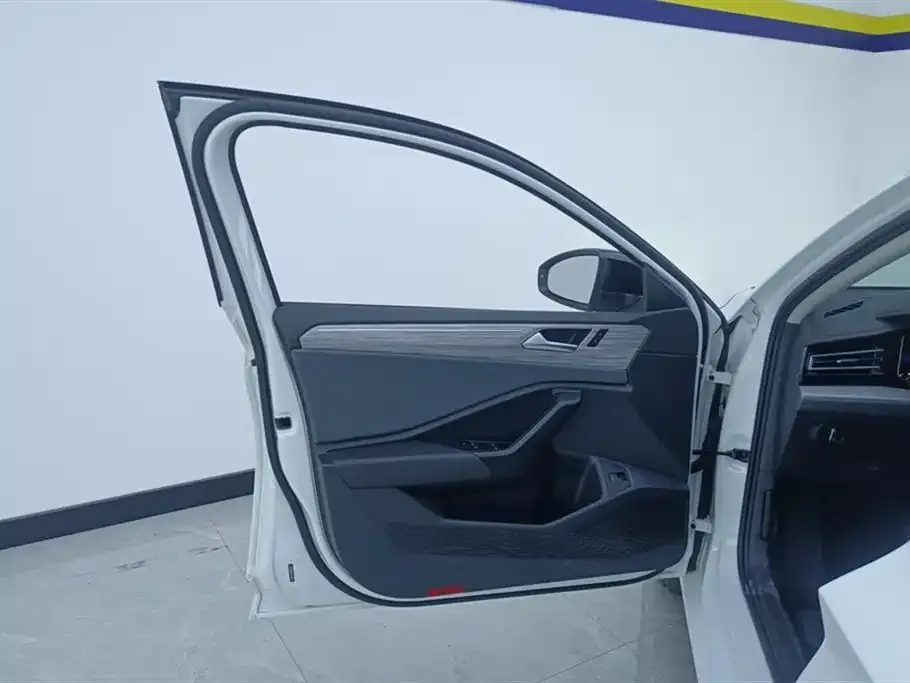 Volkswagen Sagitar 2023 из CN, фото 7