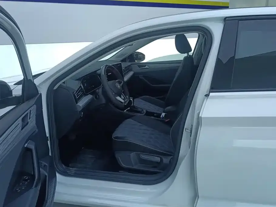 Volkswagen Sagitar 2023 из CN, фото 9