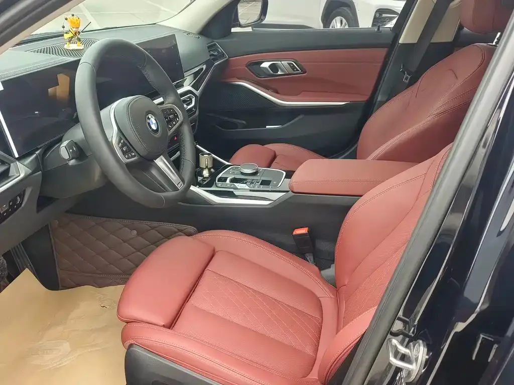 BMW 3 Series 2023 из CN, фото 3