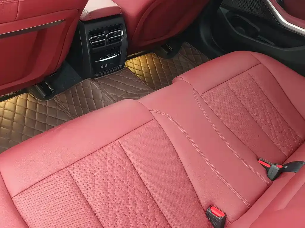 BMW 3 Series 2023 из CN, фото 6