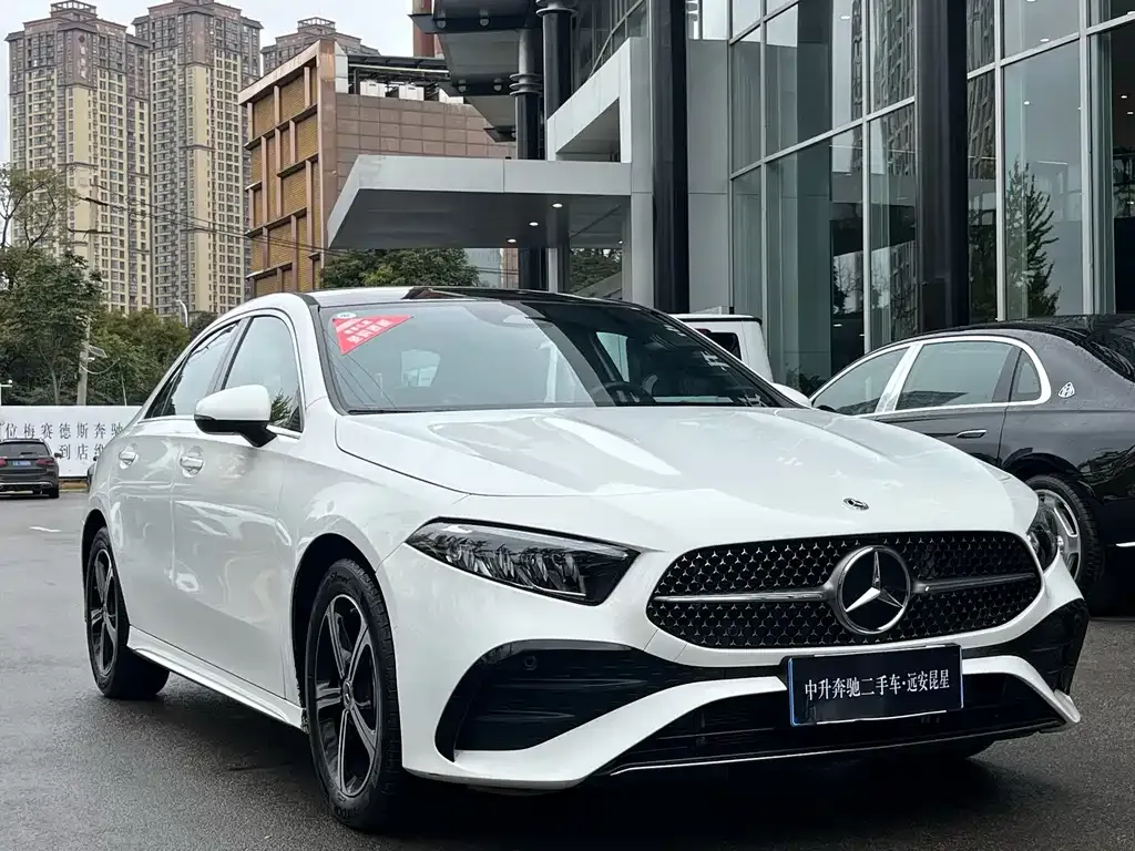 Mercedes-Benz A-Class 2024 из CN, фото 3