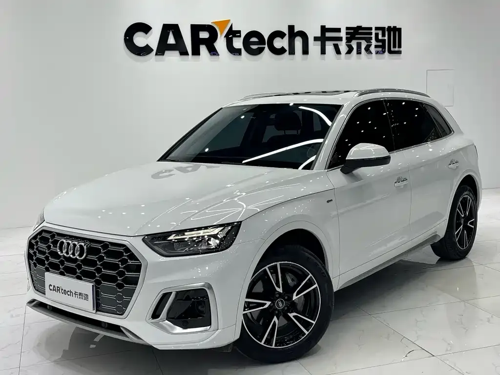 Audi Q5L 2022 из CN, фото 1
