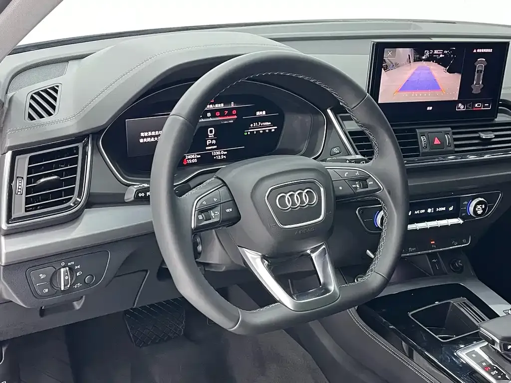 Audi Q5L 2022 из CN, фото 8