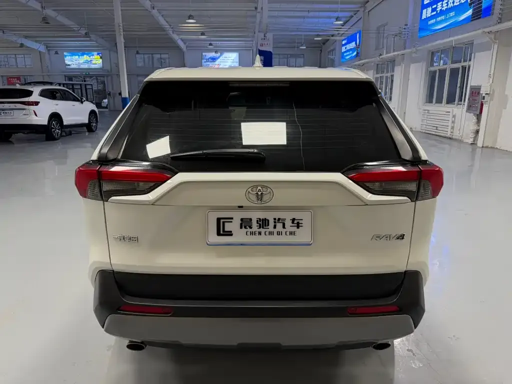Toyota RAV4 2021 из CN, фото 5