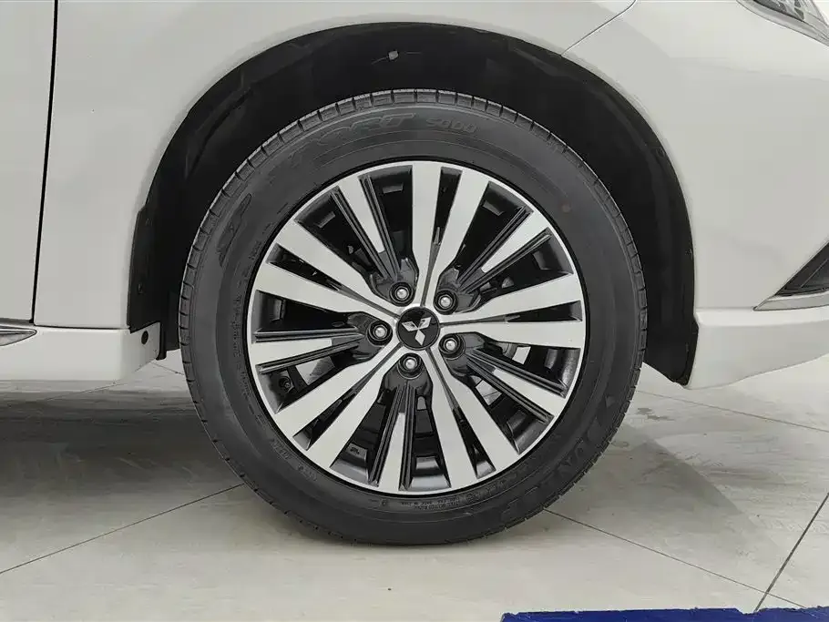 Mitsubishi Outlander 2022 из CN, фото 6