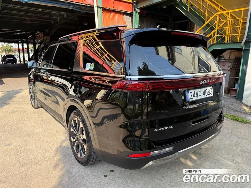 Kia Carnival 2023 из KR, фото 2