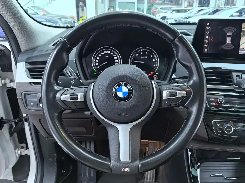 BMW X2 — фото 5