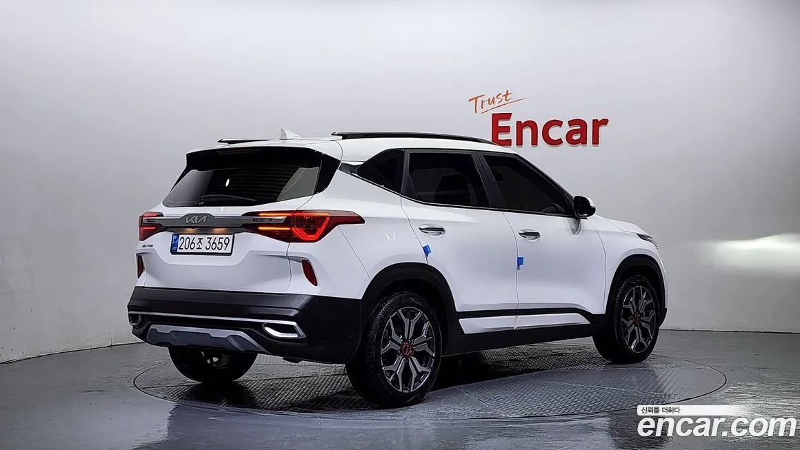 Kia Seltos 2022 из KR, фото 2