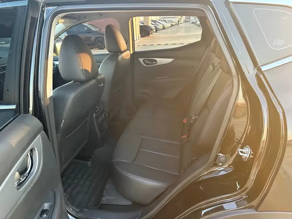 Nissan Qashqai 2022 из CN, фото 9